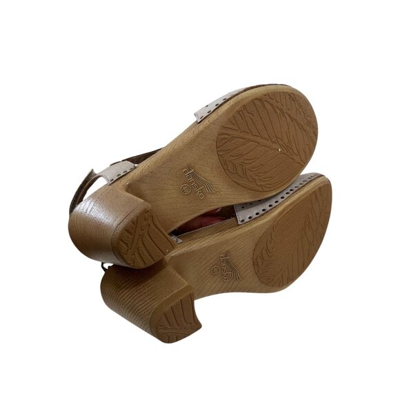 Dansko Teagan Womens Beige Perforated Leather Heeled Sandals SZ 40 EU/ 9.5-10 US - Picture 5 of 16